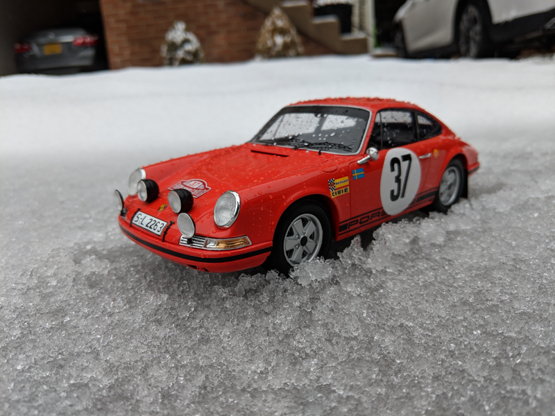 Illustration for article titled Snow Day = Snow Play